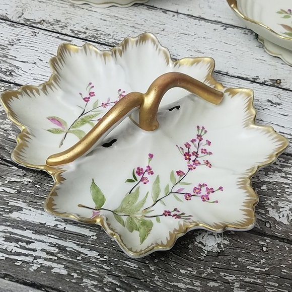 Vintage Porcelain nut dish & tray set - Picture 3 of 8